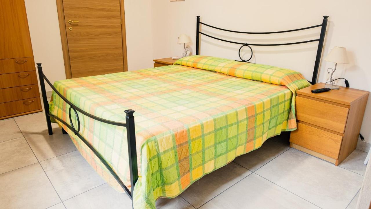 La Casa Di Nonna Agnese - Italian Homing Lejlighed Padenghe sul Garda Eksteriør billede