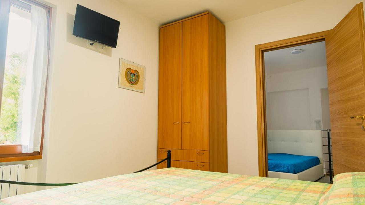 La Casa Di Nonna Agnese - Italian Homing Lejlighed Padenghe sul Garda Eksteriør billede